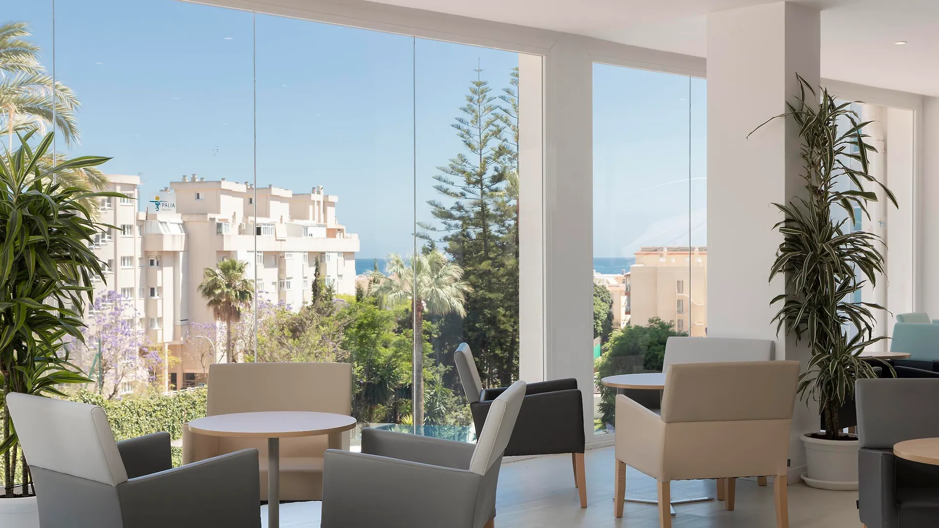 Hotel Palia Las Palomas Torremolinos 4*,